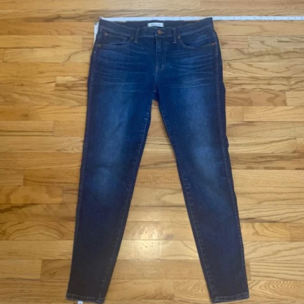 Madewell Medium Wash Skinny-Skinny Stretchy Jeans | Sleek & Comfortable